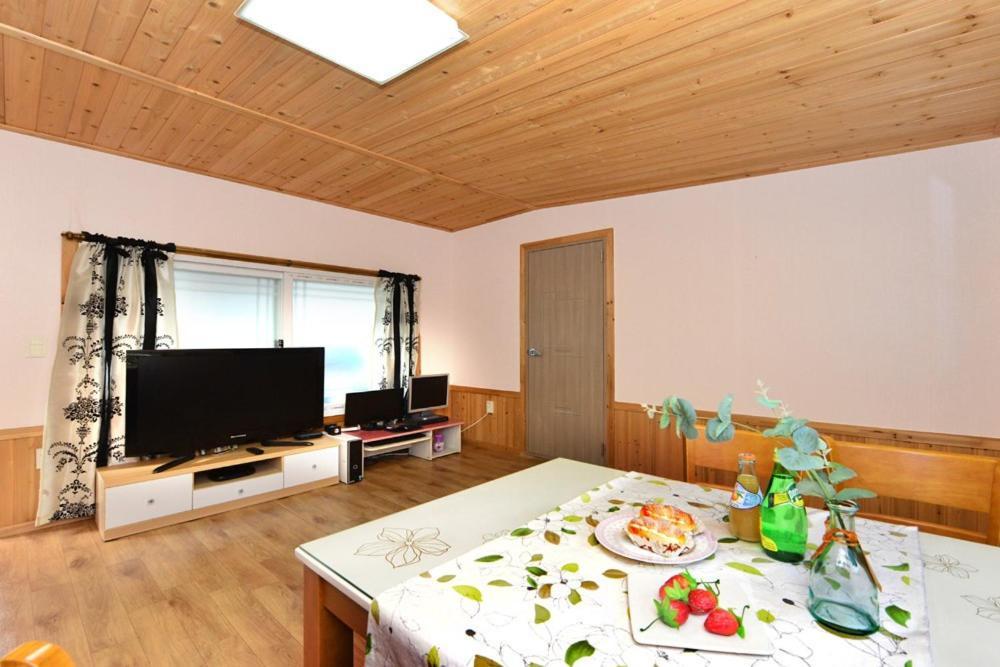 Hwacheon Tomato Pension 部屋 写真